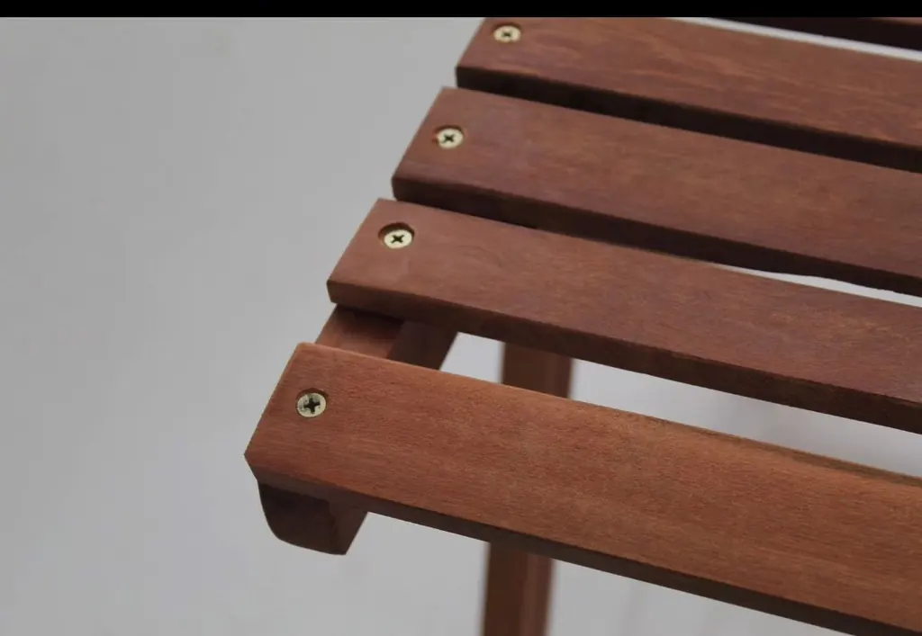 Mesa 70x70 — Parajú [revisar] em Parajú — Faro Móveis